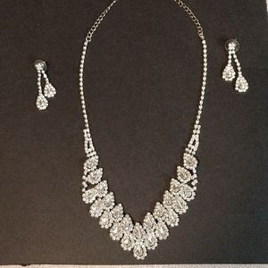 Formal Necklace with matching earrings